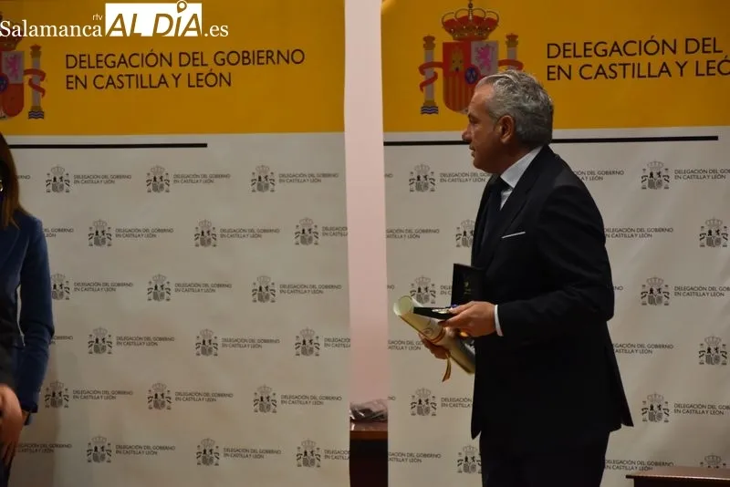 Emotiva entrega de la Encomienda de la Orden del Mérito Civil a título póstumo a Encarnación Pérez   | FOTO: Vanesa Martins 