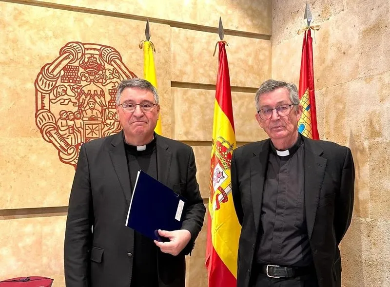 Foto 2 - La UPSA firma un ambicioso convenio de colaboraci&oacute;n con la Biblioteca de Autores Cristianos