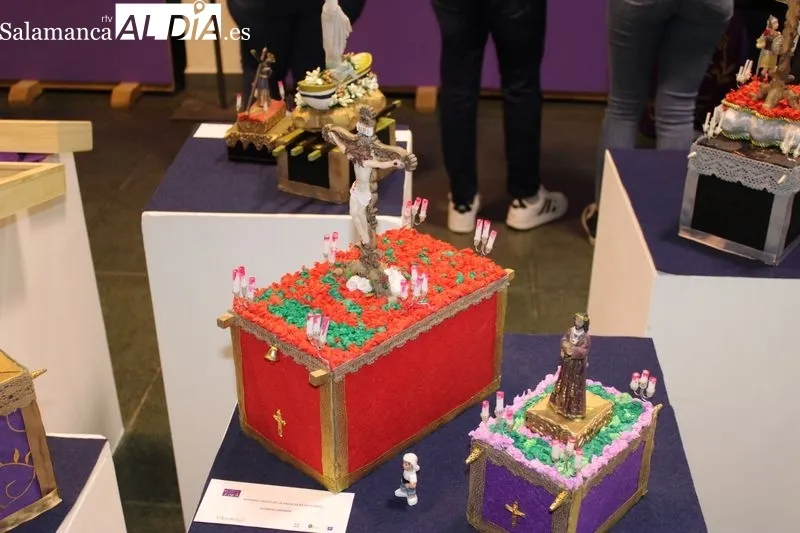 Foto 6 - Exposici&oacute;n de fotograf&iacute;as y miniaturas sobre la Semana Santa Albense&nbsp;