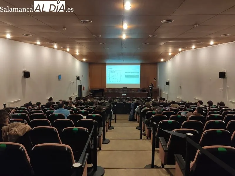 Encuentro Ibérico de Cosmología en la Facultad de Geografía e Historia de la Universidad de Salamanca. Foto de Raúl Riego