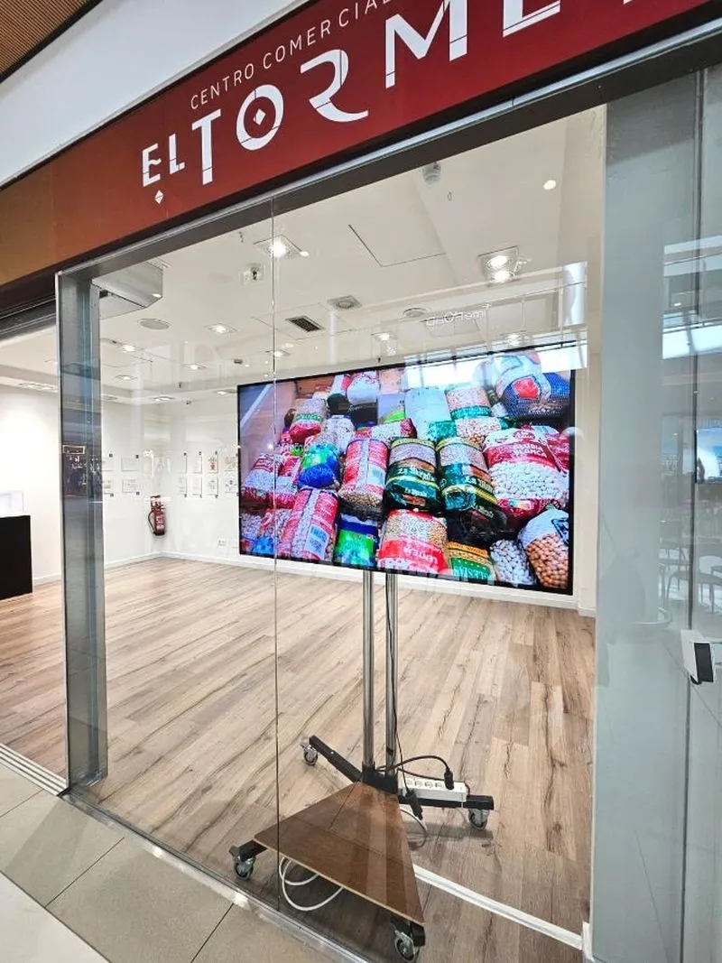 El Tormes alberga un concurso-exposición de dibujos realizados por escolares salmantinos en colaboración con el Banco de Alimentos y la Fundación Salamanca Ciudad de Cultura y Saberes