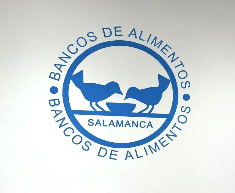 El Tormes alberga un concurso-exposición de dibujos realizados por escolares salmantinos en colaboración con el Banco de Alimentos y la Fundación Salamanca Ciudad de Cultura y Saberes