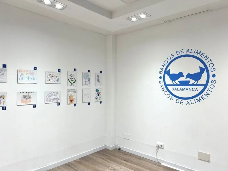 El Tormes alberga un concurso-exposición de dibujos realizados por escolares salmantinos en colaboración con el Banco de Alimentos y la Fundación Salamanca Ciudad de Cultura y Saberes