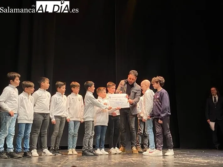 Foto 3 - Gran &eacute;xito del festival a favor de los ni&ntilde;os y ni&ntilde;as hospitalizados en Salamanca&nbsp;