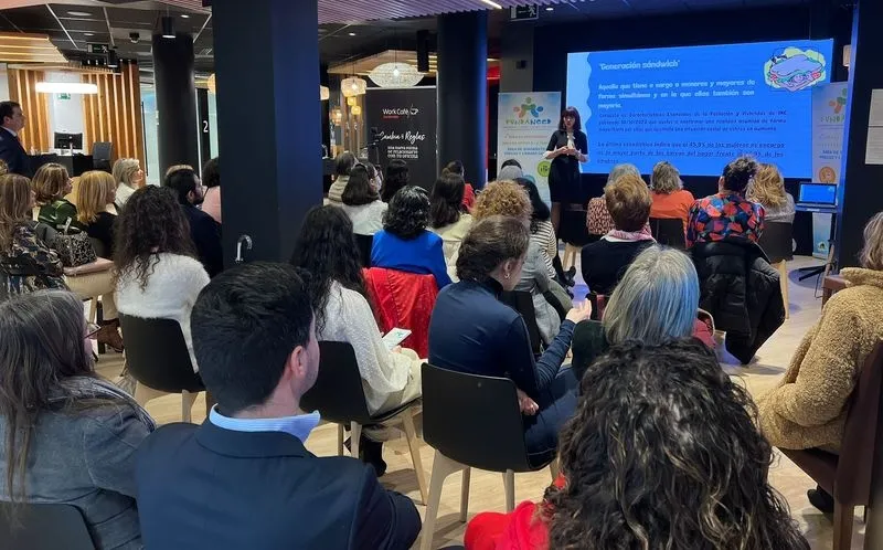 Foro sobre la salud mental de las mujeres celebrado por la Fundación FUNDANEED en Salamanca