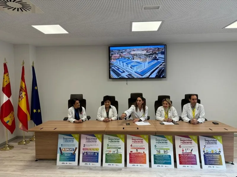 Foto 6 - Estas son las ganadoras del concurso '7 meses, 7 causas' del Hospital de Salamanca