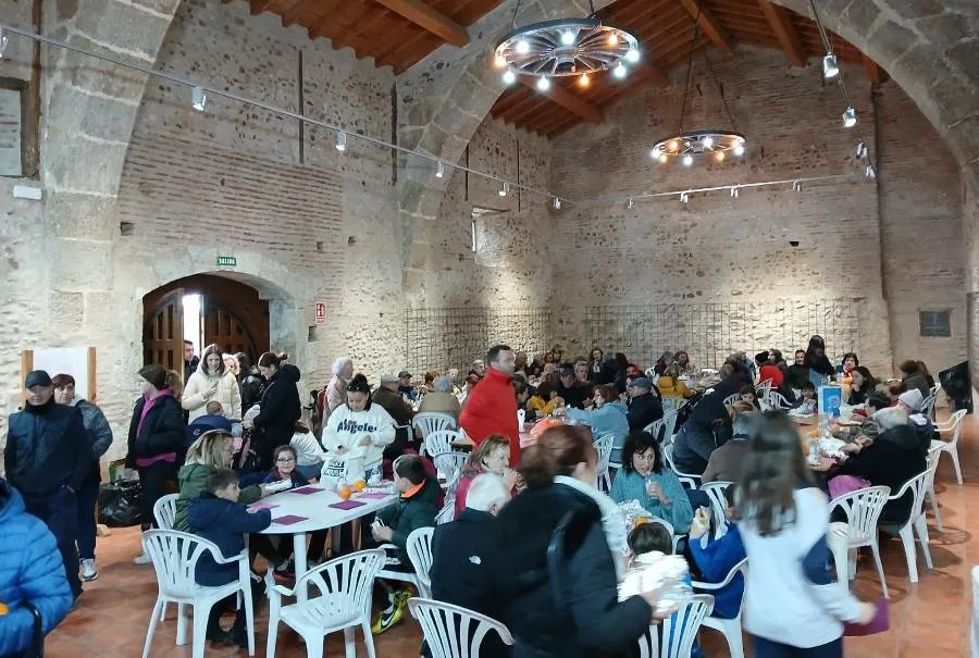 Foto 7 - &Eacute;xito de la Operaci&oacute;n Bocata en Sancti-Sp&iacute;ritus rozando los 250 bocadillos repartidos