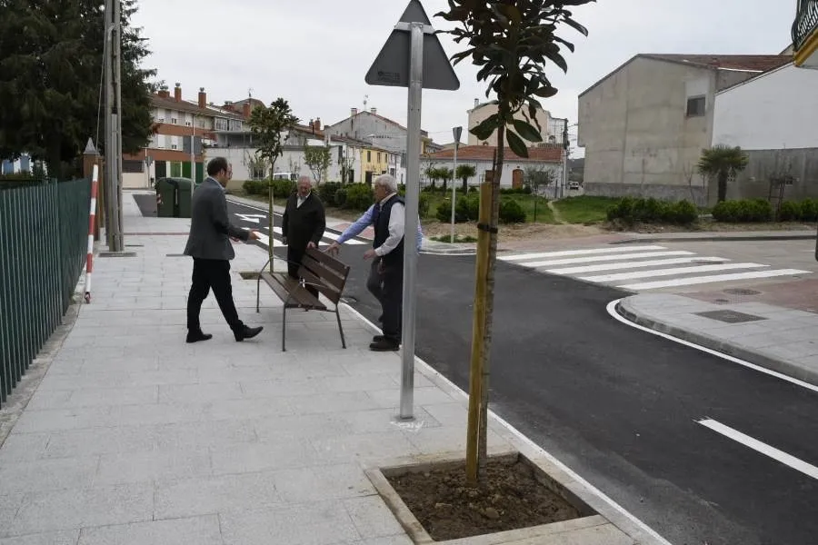 Foto 4 - Finalizan las reformas de las calles Eras y &Aacute;lamo Chico