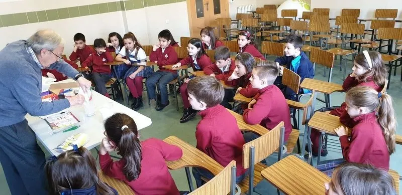 Foto 10 - Taller de salud bucodental de los alumnos de 2&ordm; de Primaria del colegio San Juan Bosco