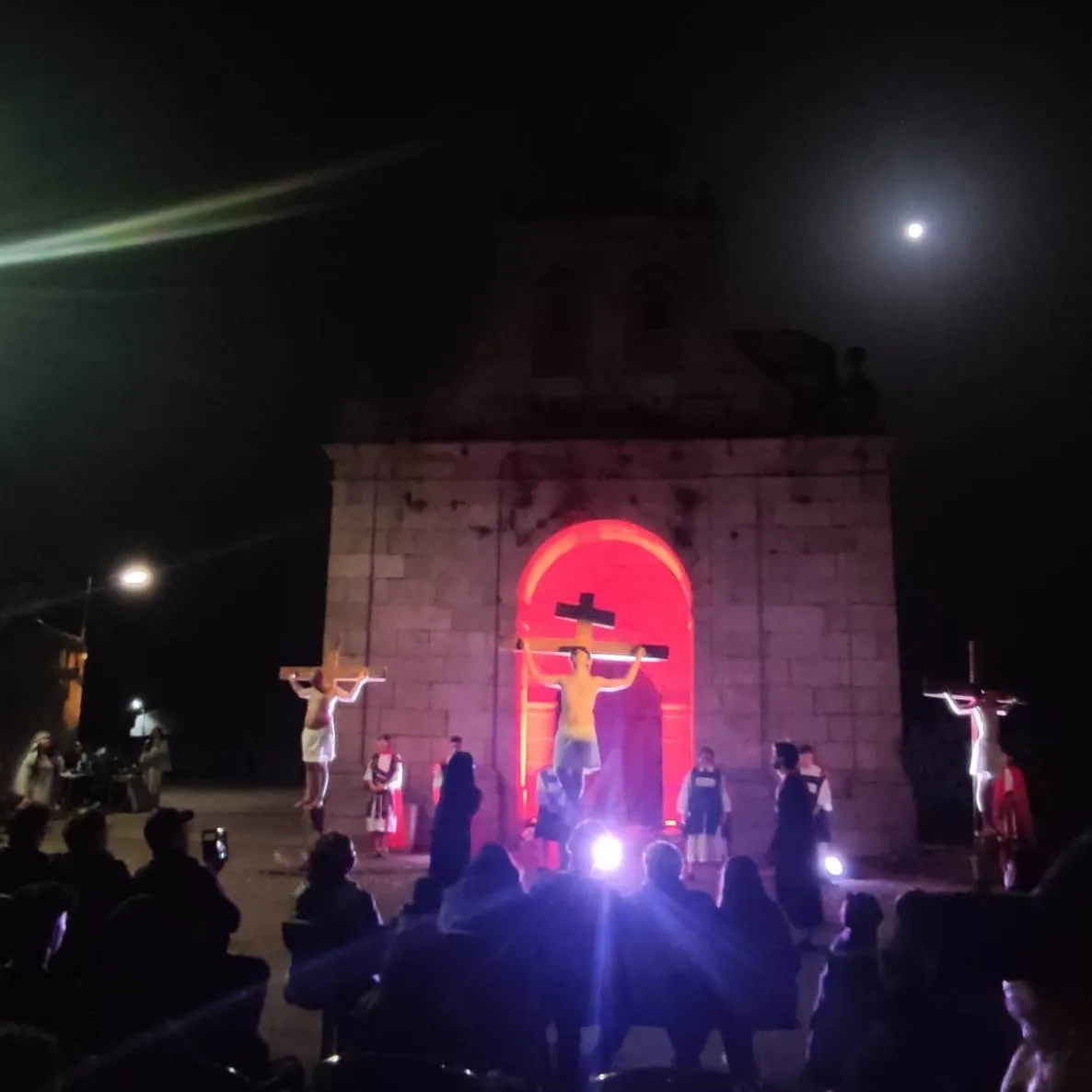Foto 5 - Villar de Arga&ntilde;&aacute;n queda maravillada con La Pasi&oacute;n 2024
