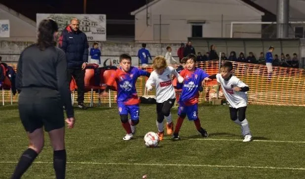 Foto 4 - El Ciudad Rodrigo se hace con dos entorchados en el Torneo Napoleao de Vilar Formoso