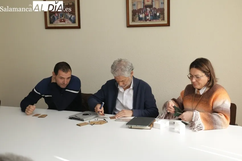 Presentación del proyecto de repoblación de la Mancomunidad de Vitigudino / CORRAL