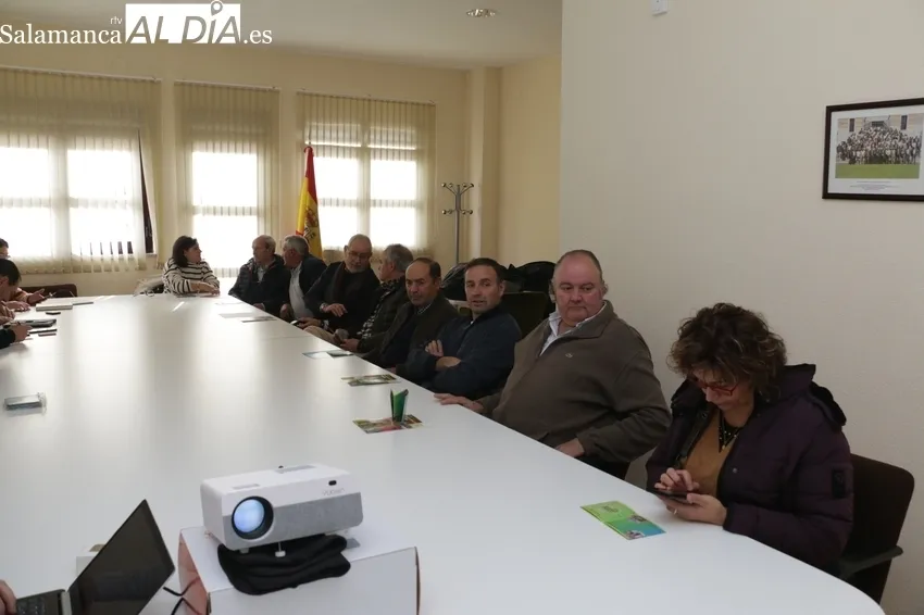 Presentación del proyecto de repoblación de la Mancomunidad de Vitigudino / CORRAL