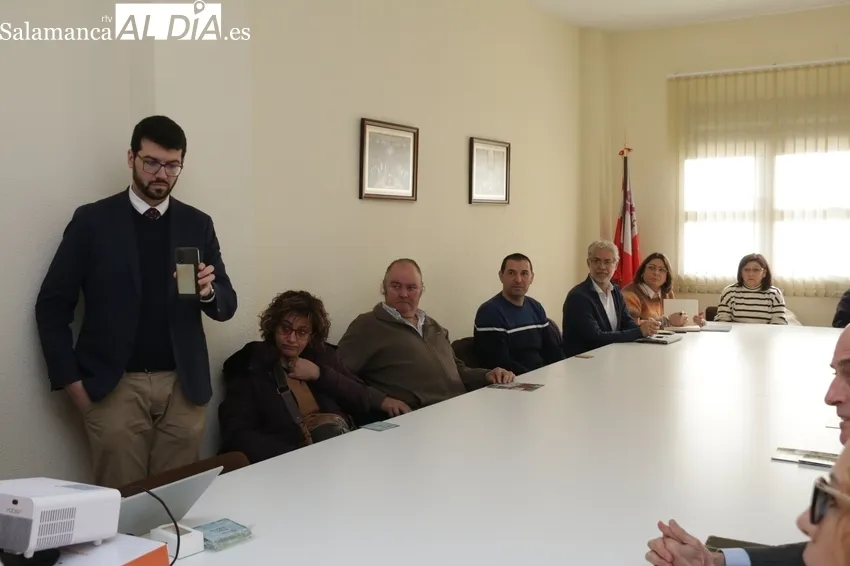 Presentación del proyecto de repoblación de la Mancomunidad de Vitigudino / CORRAL