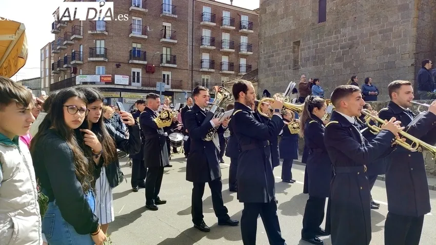 Emoción en la procesión de La Borriquilla en Vitigudino / CORRAL