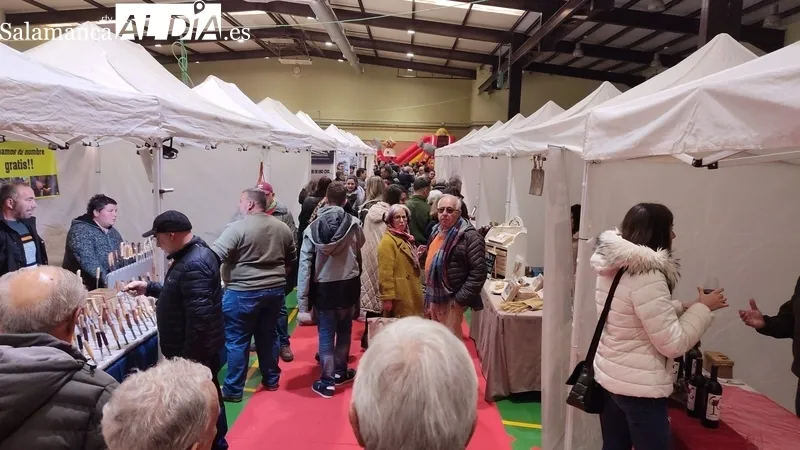 Excelente afluencia de público en la 2ª jornada de la XV Feria Multisectorial y Agroalimentaria de Vitigudino / CORRAL
