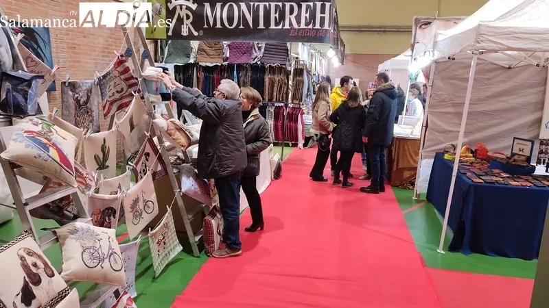 Excelente afluencia de público en la 2ª jornada de la XV Feria Multisectorial y Agroalimentaria de Vitigudino / CORRAL