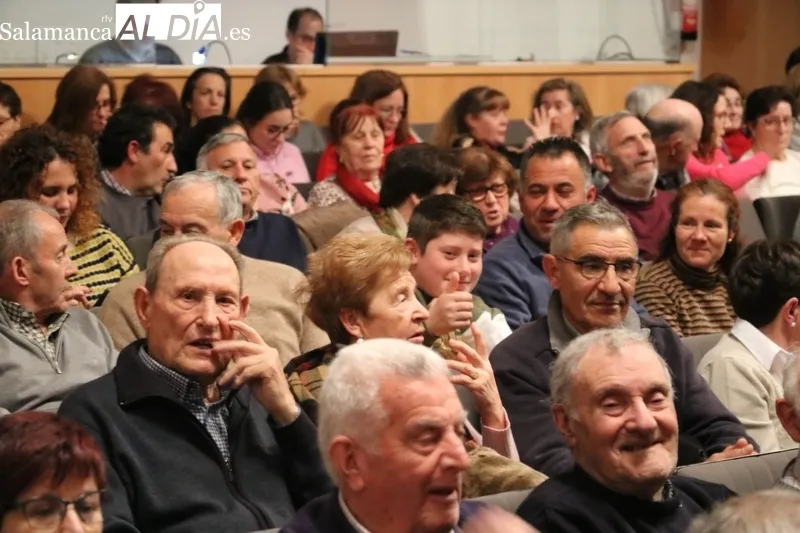 Representación de 'El cuarto de Verónica' por La Garnacha Teatro / CORRAL