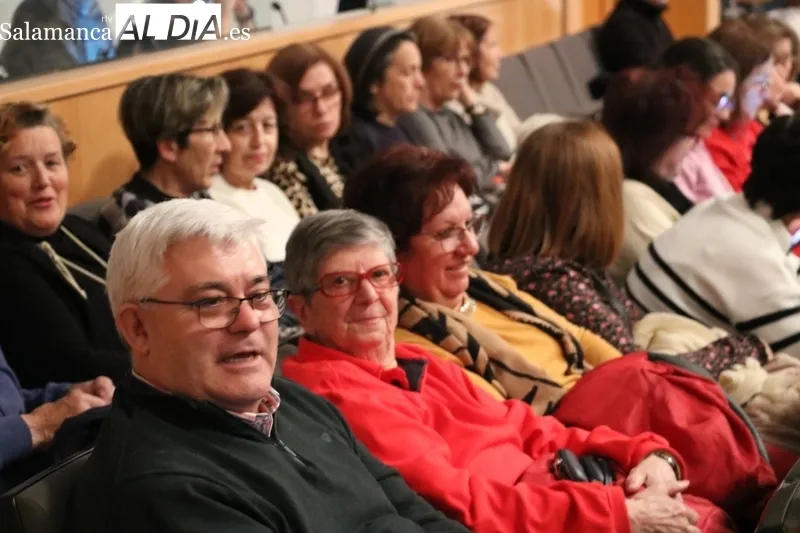 Representación de 'El cuarto de Verónica' por La Garnacha Teatro / CORRAL
