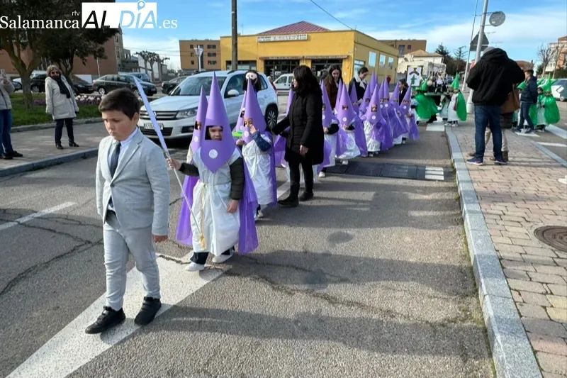 El colegio La Encarnación celebraba este miércoles su particular Via Crucis