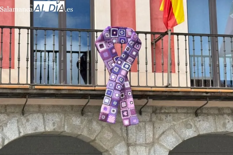 Peñaranda conmemoraba en la Plaza de España el 8M