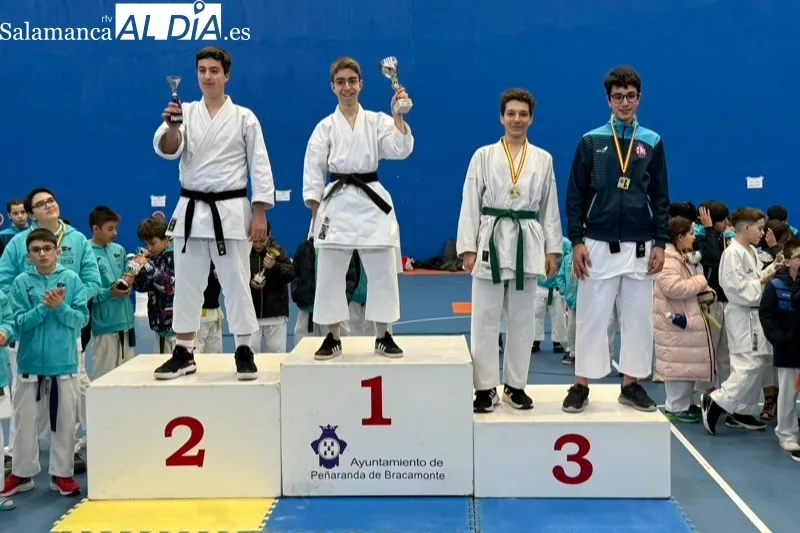 El pabellón acogía el II Open de Kárate Ciudad de Peñaranda