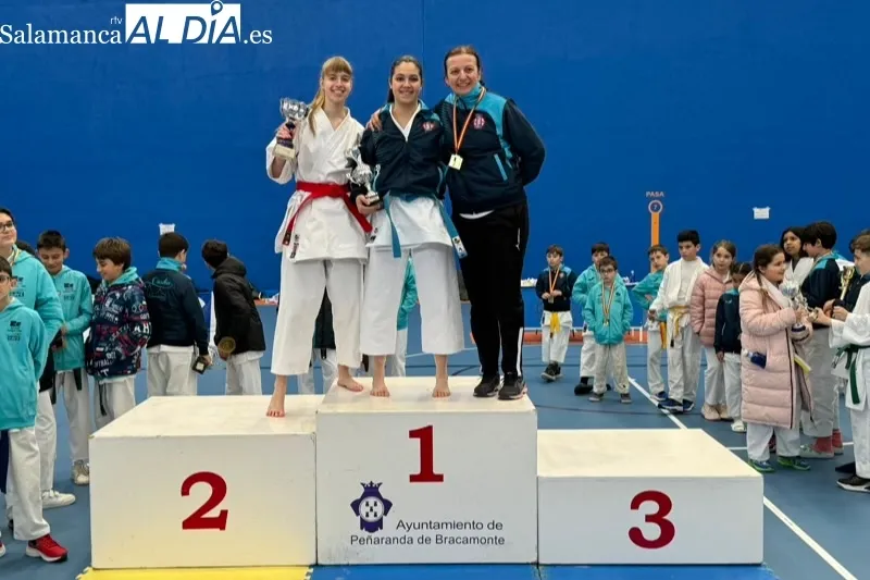El pabellón acogía el II Open de Kárate Ciudad de Peñaranda