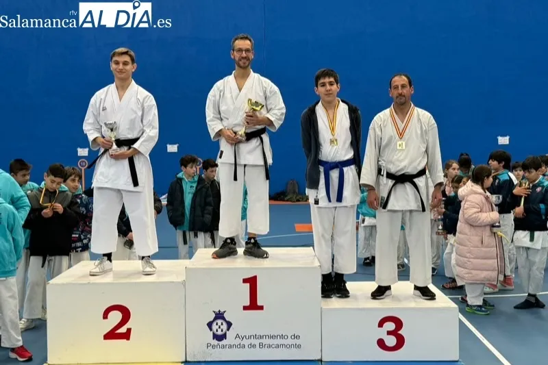 El pabellón acogía el II Open de Kárate Ciudad de Peñaranda