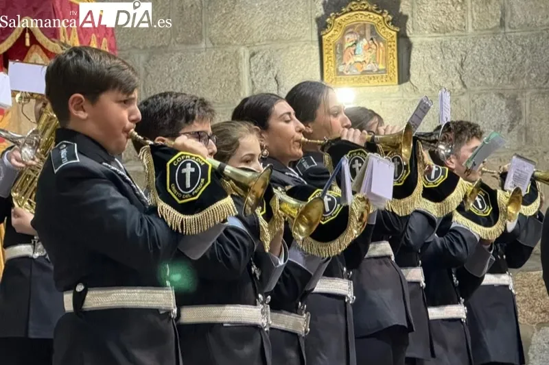 La iglesia parroquial acoge el II Certamen de Bandas Peñaranda Pasión