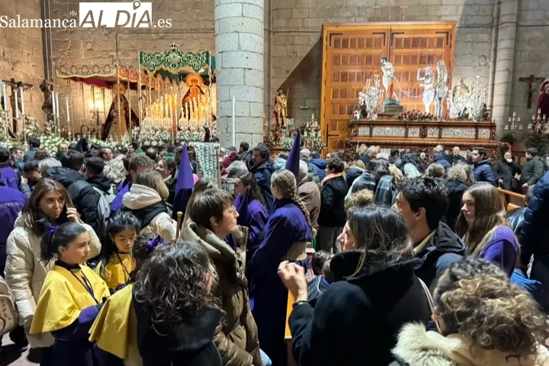 La lluvia obligaba a suspender la Procesión del Encuentro