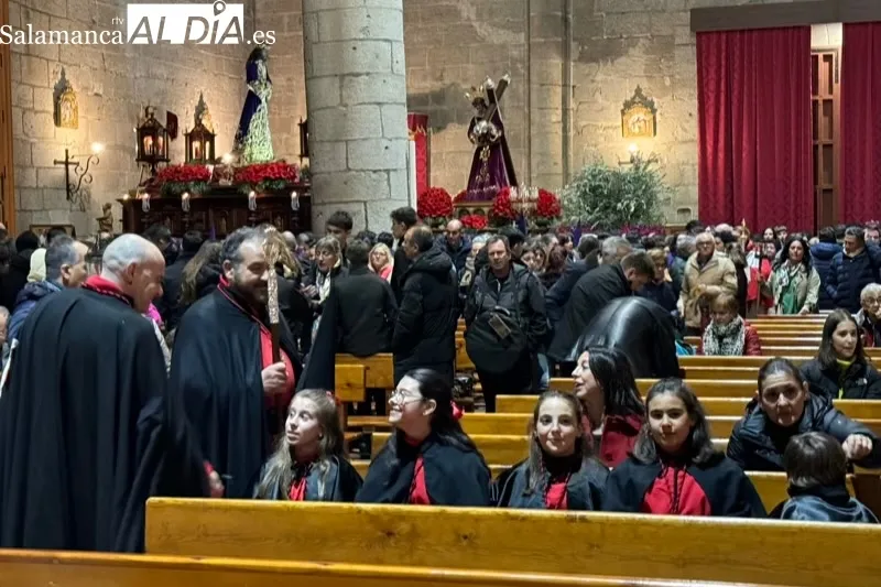 La lluvia obligaba a suspender la Procesión del Encuentro