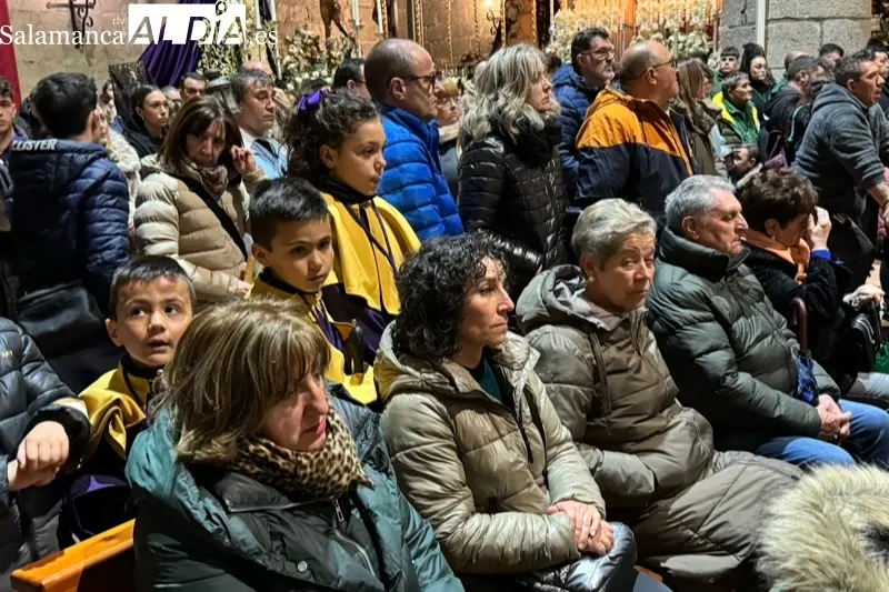 La lluvia obligaba a suspender la Procesión del Encuentro