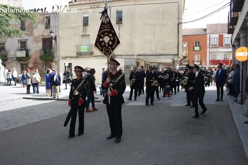 Vecinos y visitantes abarrotaban calles y plazas para vivir la procesión del Domingo de Ramos