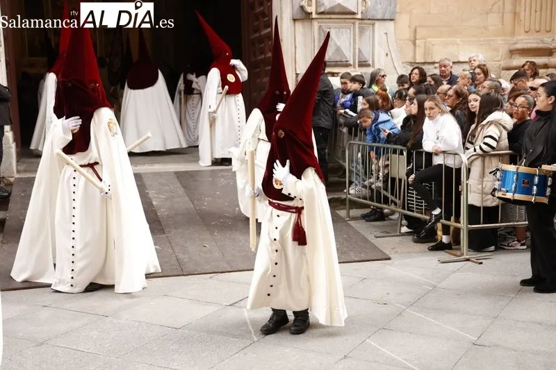 Procesión de la Hermandad de Penitencia de Nuestro Padre Jesús Despojado de Sus Vestiduras. Fotos: David Sañudo.
