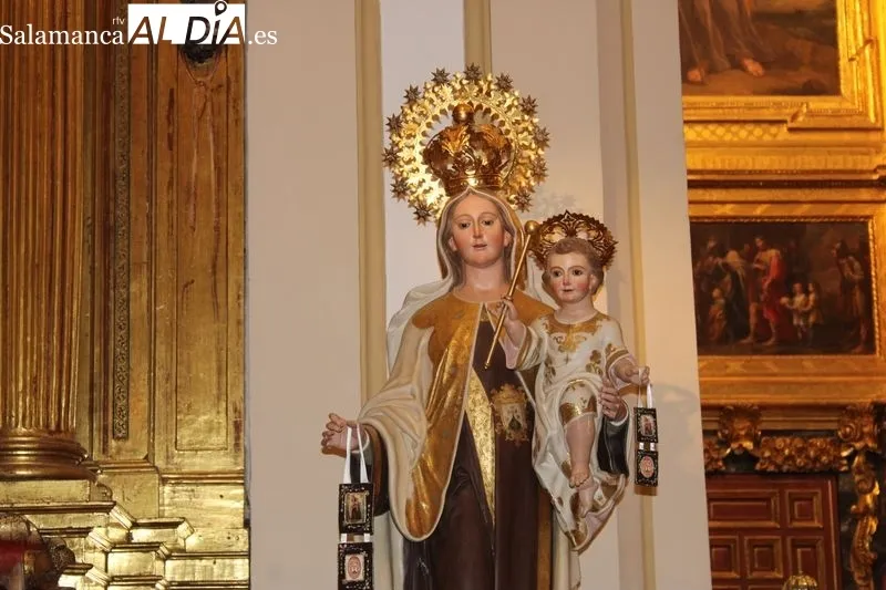 Foto 2 - Comienzan las actividades de Semana Santa con un V&iacute;a Crucis&nbsp;