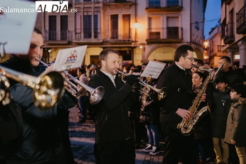 Foto 12 - Procesi&oacute;n del Santo Entierro en Alba de Tormes