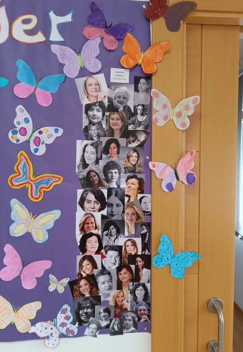 Mural realizado por el Ayuntamiento de Lumbrales en la Biblioteca y en el que han colaborado niños y niñas