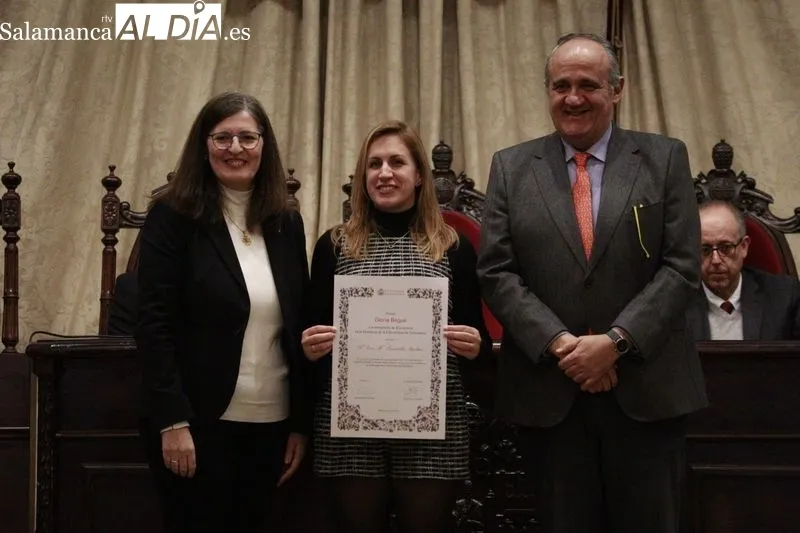 La USAL entrega los premios María de Maeztu y Gloria Begué | FOTOS: Raúl Riesgo 