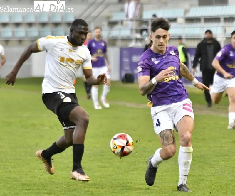 Foto 11 - Javi Navas es el rey de La Nueva Balastera y le da la victoria al Salamanca UDS contra el Cristo Atl&eacute;tico (0-1)