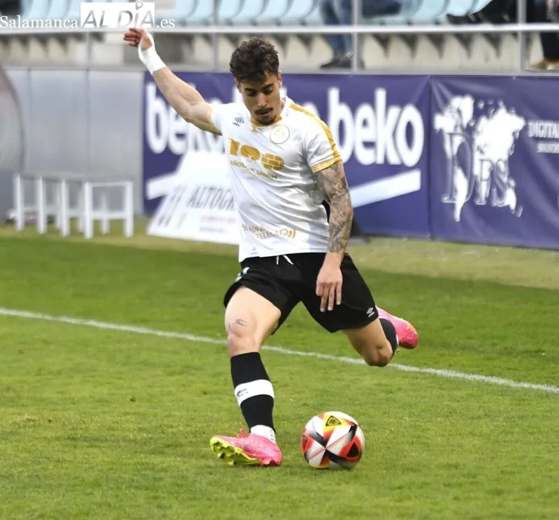 Foto 10 - Javi Navas es el rey de La Nueva Balastera y le da la victoria al Salamanca UDS contra el Cristo Atl&eacute;tico (0-1)