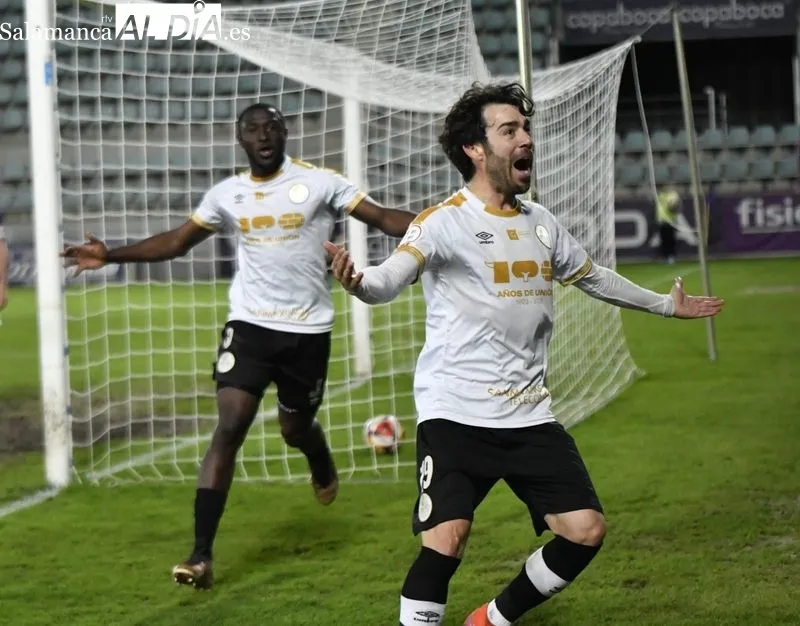 Foto 3 - Javi Navas es el rey de La Nueva Balastera y le da la victoria al Salamanca UDS contra el Cristo Atl&eacute;tico (0-1)