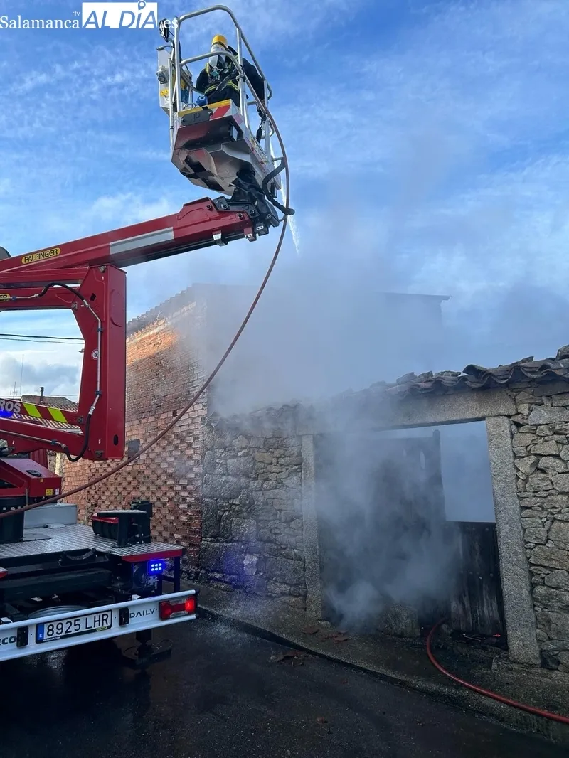 Actuaciones de los Bomberos de Vitigudino en Bogajo y Aldeadávila