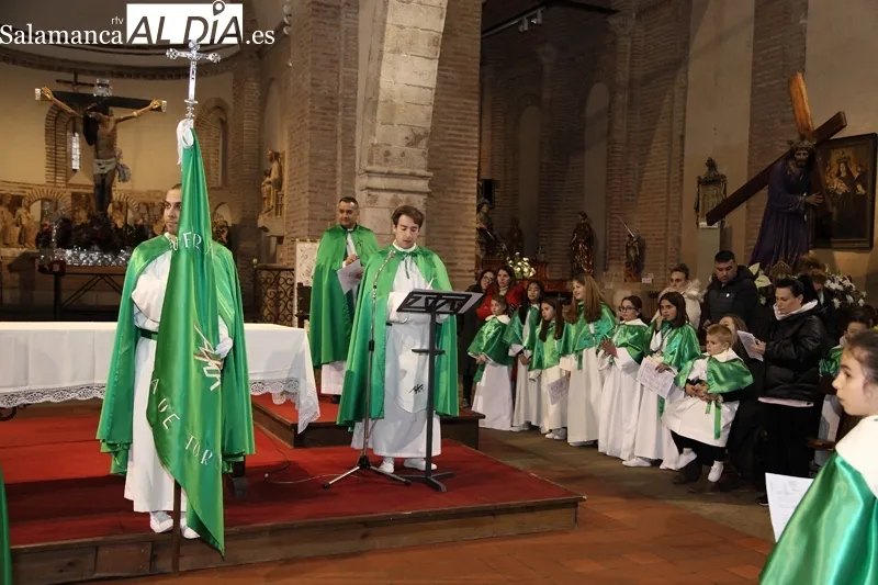 Foto 17 - Simb&oacute;lica procesi&oacute;n de la Virgen de la Esperanza y San Juan Evangelista