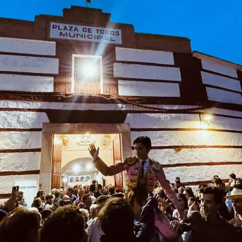 Triunfo de Marco Pérez en la plaza de toros de Almagro (Ciudad Real)