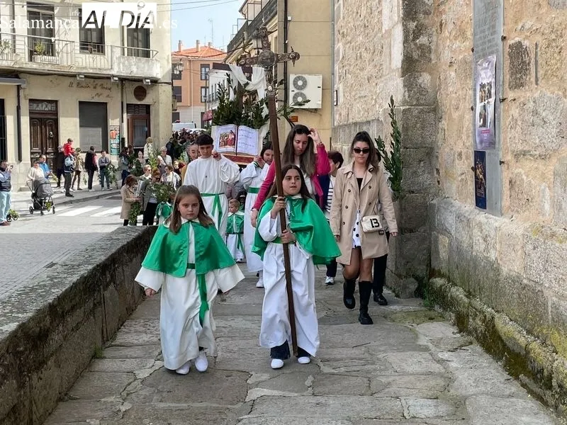 Foto 5 - Bendici&oacute;n y procesi&oacute;n del Domingo de Ramos en Alba de Tormes