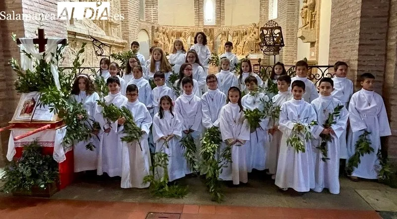 Foto 15 - Bendici&oacute;n y procesi&oacute;n del Domingo de Ramos en Alba de Tormes