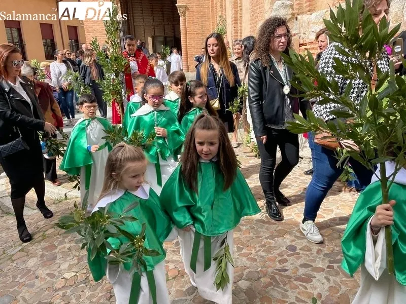 Foto 12 - Bendici&oacute;n y procesi&oacute;n del Domingo de Ramos en Alba de Tormes
