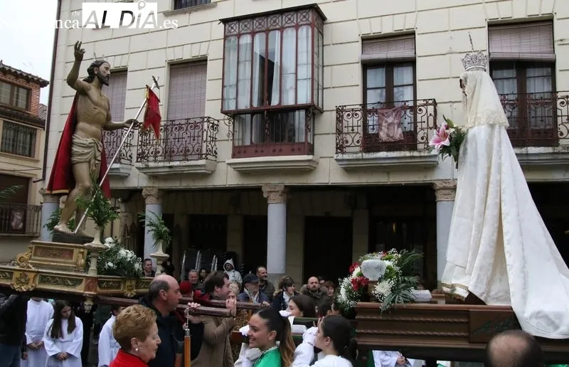 Foto 5 - Encuentro del Resucitado con Mar&iacute;a