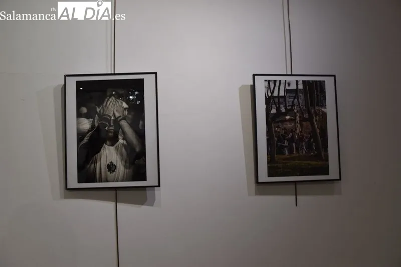 Exposición ‘Momentos de la Semana de Pasión’, de Javier Barco, en el Espacio Joven. Foto de Vanesa Martins