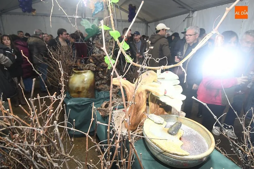 Pequeños productores vinícolas en la 2ª Noche de vinos y Rosas/ Fotos: Adrián M.Pastor